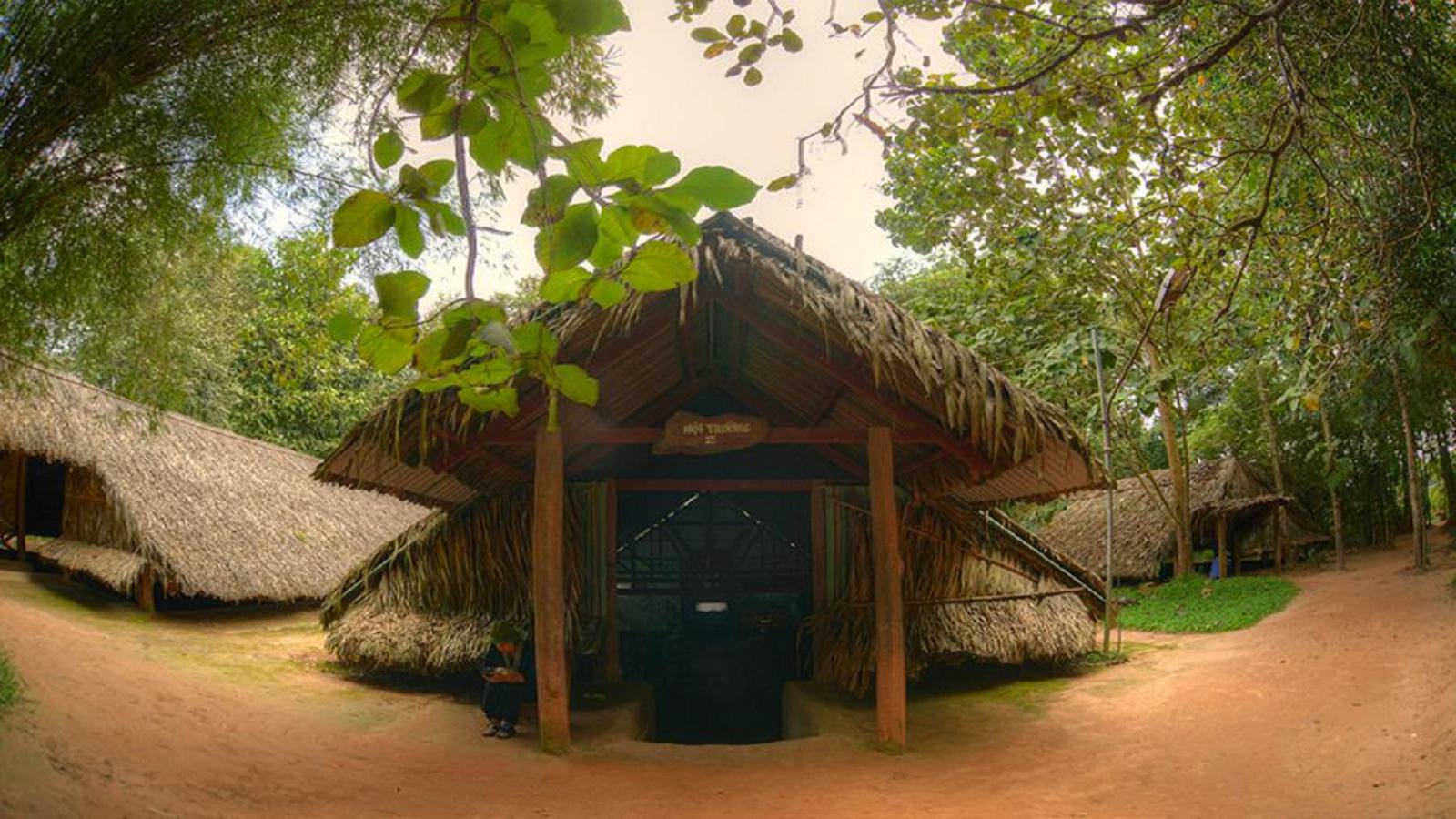 Group Tour: Cu Chi Tunnels ½ Day