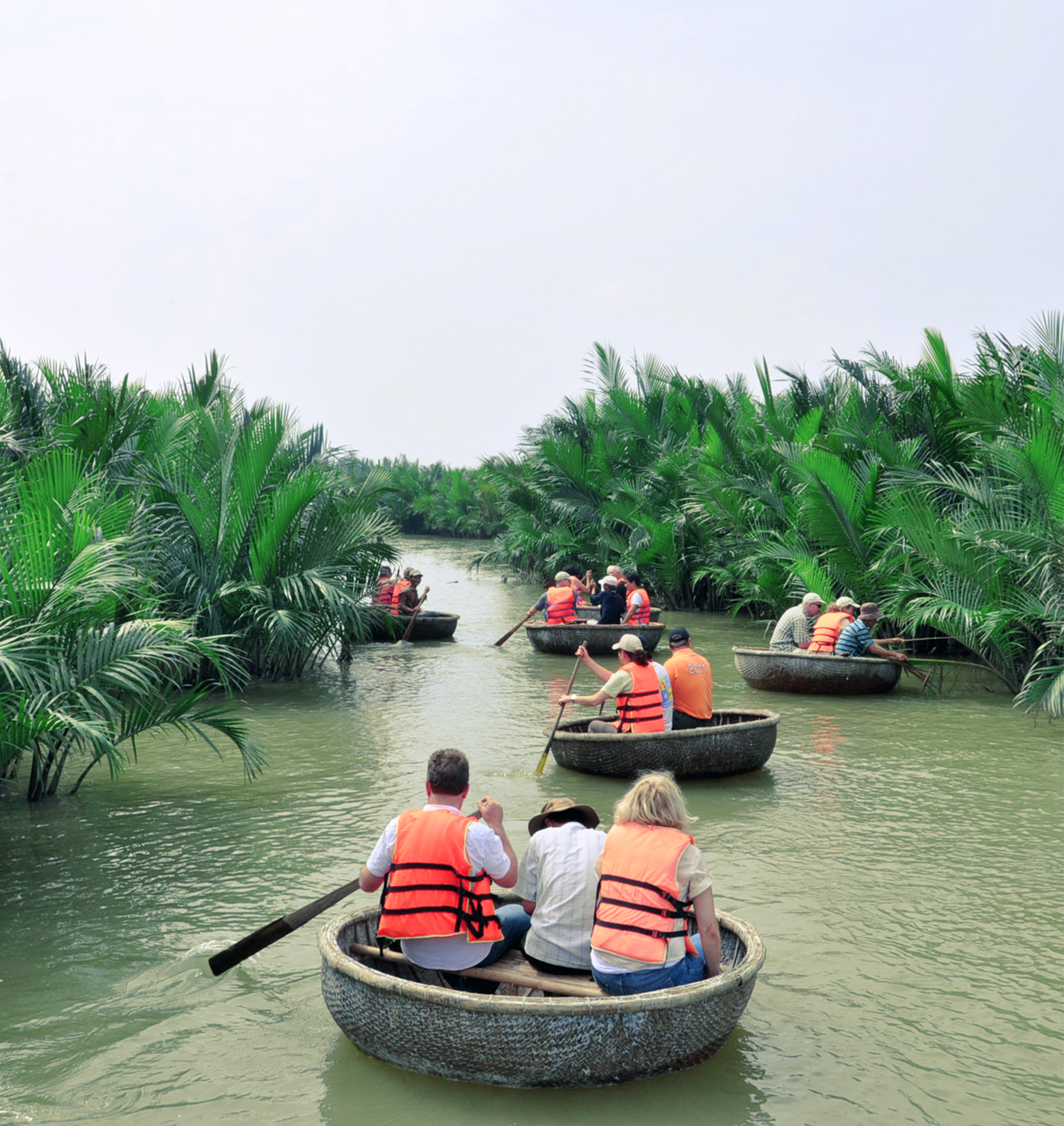Private Tour: Rowing Basket Boat In Cam Thanh