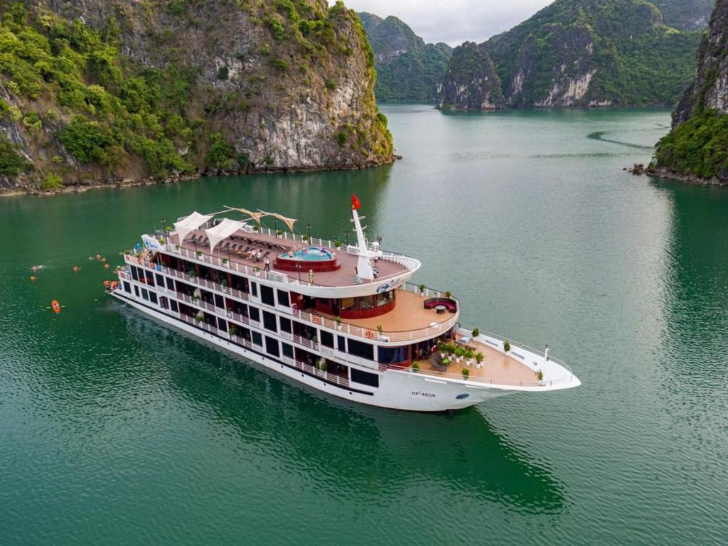 Ha Long Bay 2 days 1 night on Cruise- Aspira Luxury Cruise